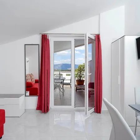Apartments Poklepovic Jelsa  Exterior photo