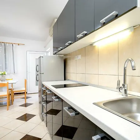 Apartments Poklepovic Jelsa  Exterior photo