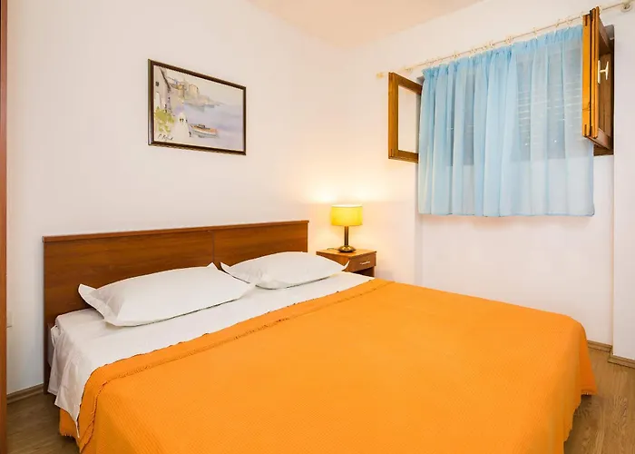Apartments Poklepovic